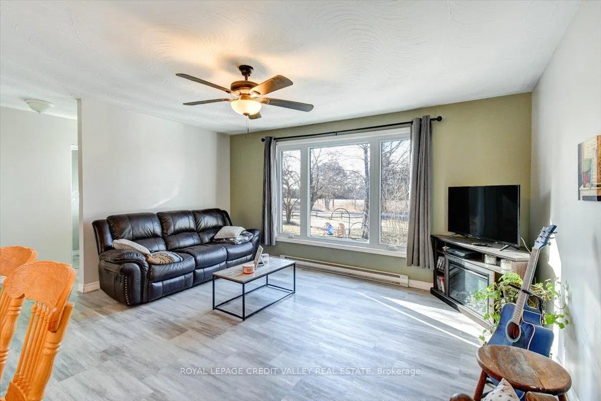 Photo 7 of 170 Crofton Road N, Prince Edward County, Sophiasburg Ward — HOMEH
