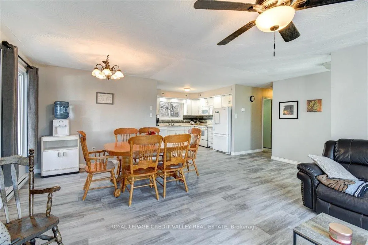 Photo 8 of 170 Crofton Road N, Prince Edward County, Sophiasburg Ward — HOMEH