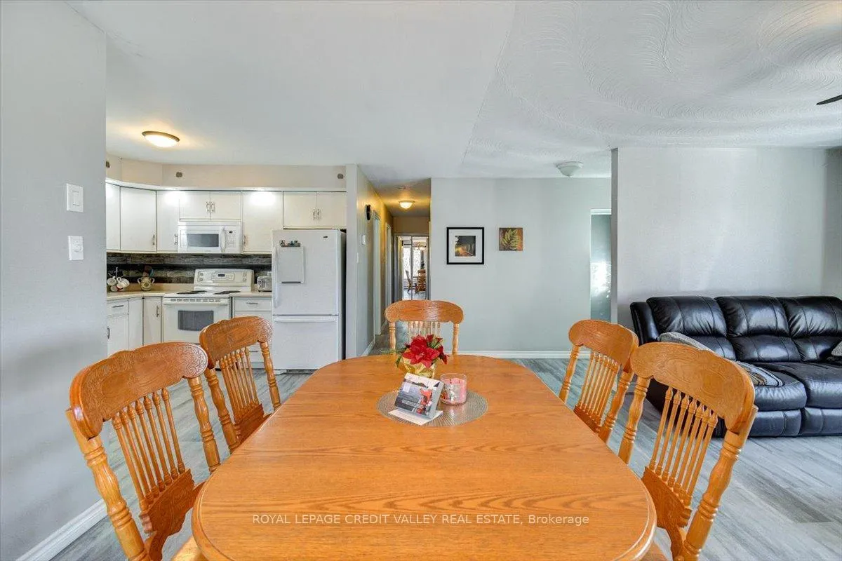 Photo 13 of 170 Crofton Road N, Prince Edward County, Sophiasburg Ward — HOMEH