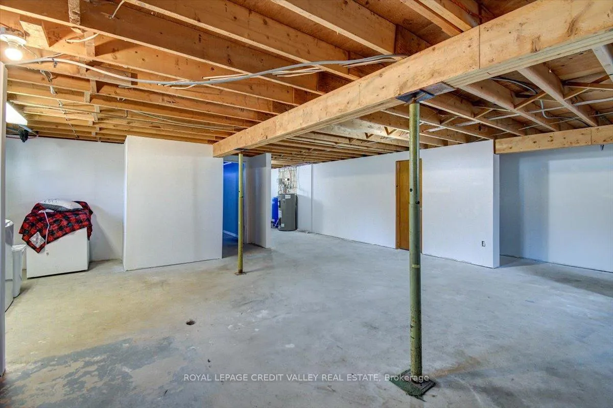 Photo 22 of 170 Crofton Road N, Prince Edward County, Sophiasburg Ward — HOMEH