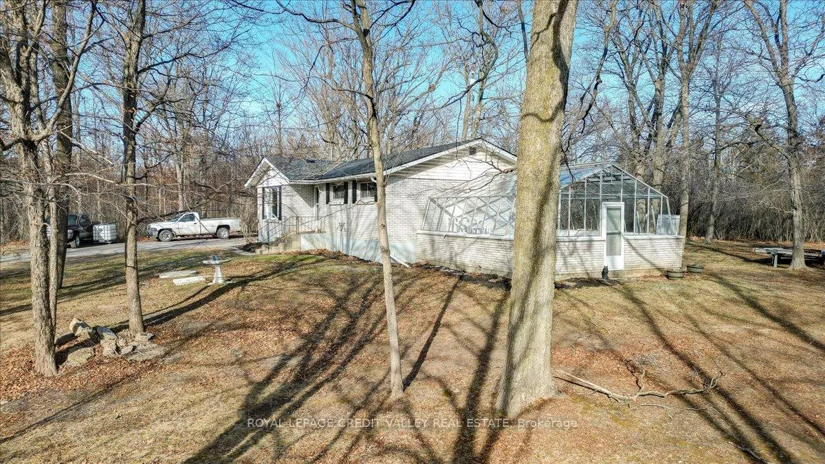 Photo 33 of 170 Crofton Road N, Prince Edward County, Sophiasburg Ward — HOMEH