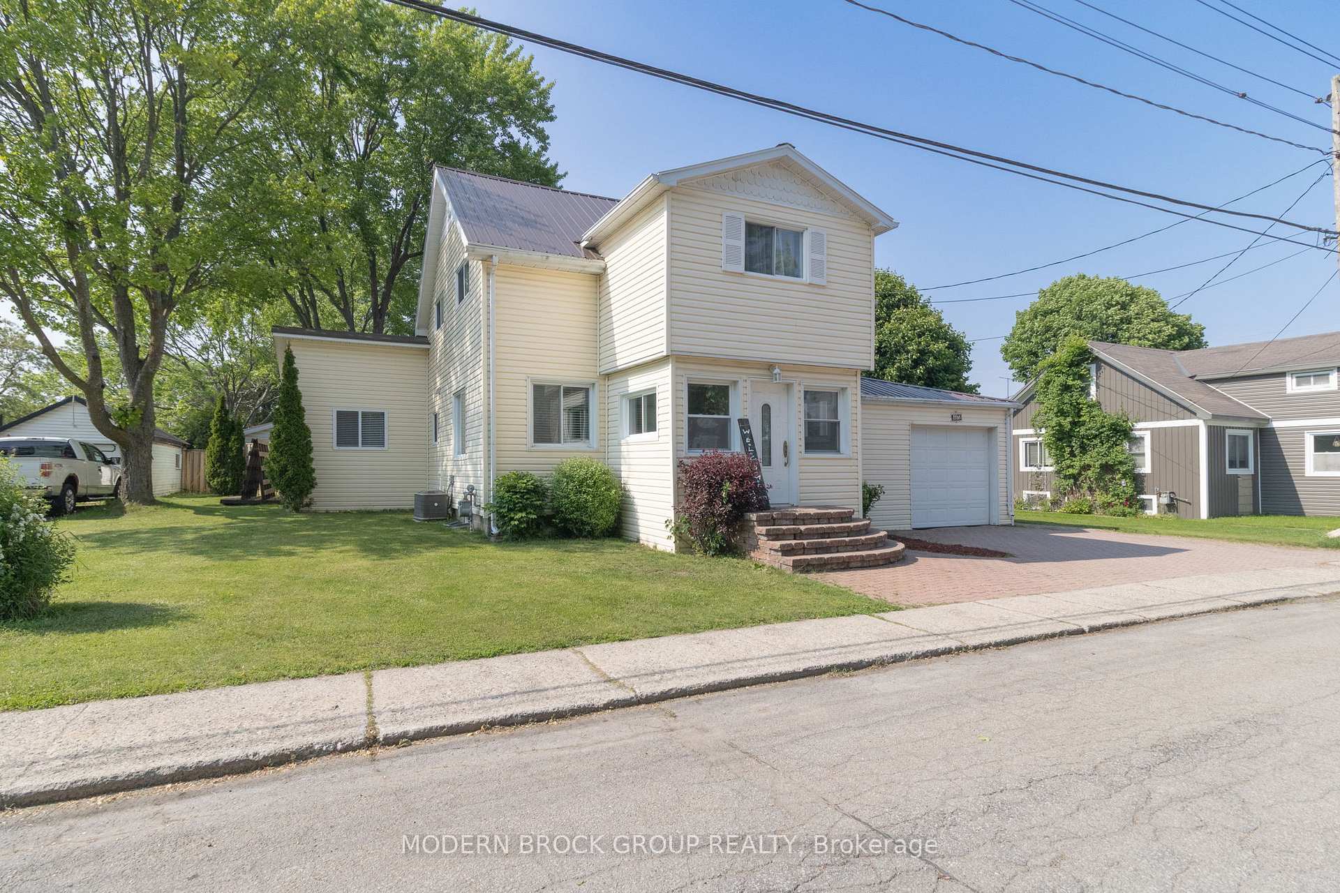 Photo 1 of 462 Park Street E, Prescott — HOMEH