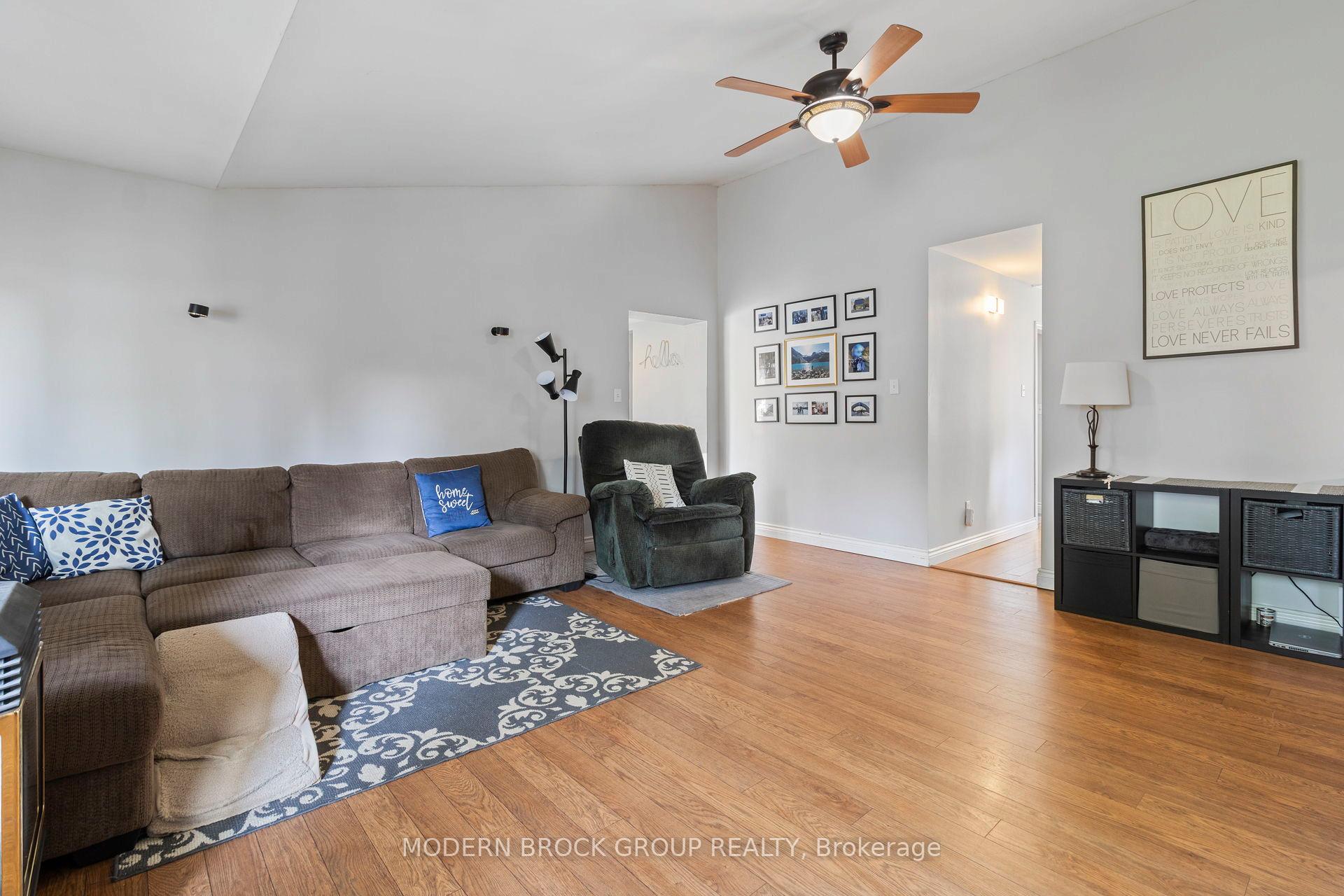 Photo 8 of 462 Park Street E, Prescott — HOMEH