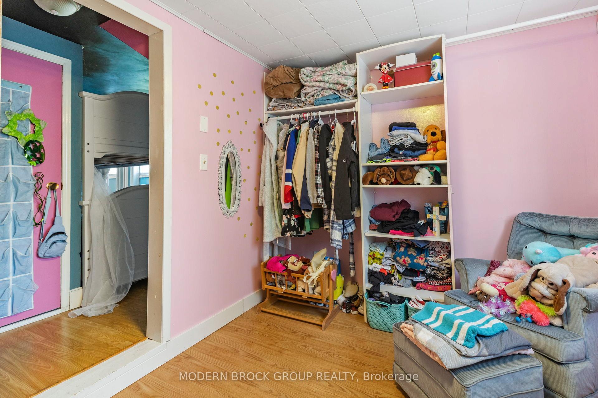Photo 15 of 462 Park Street E, Prescott — HOMEH