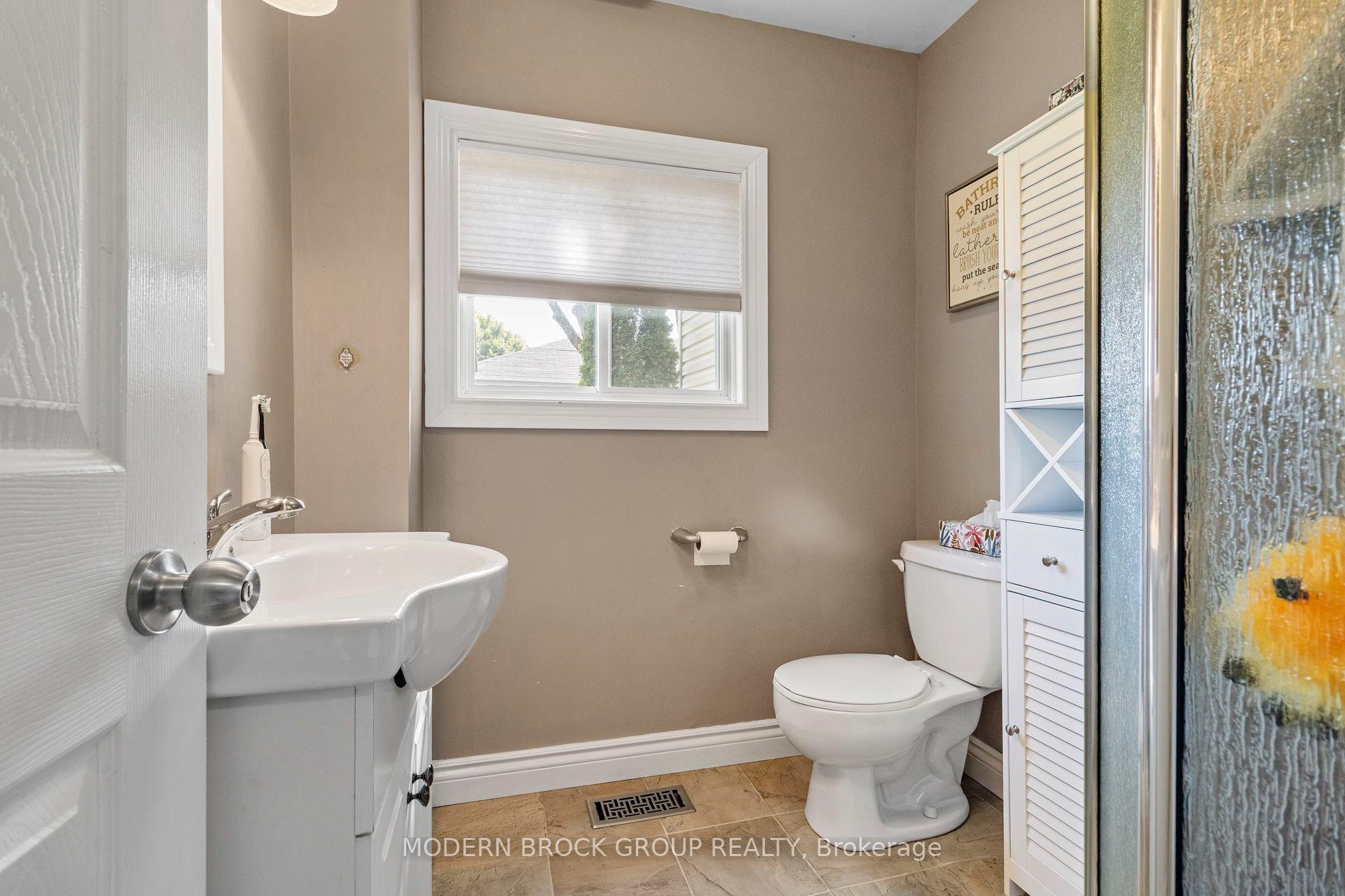 Photo 21 of 462 Park Street E, Prescott — HOMEH