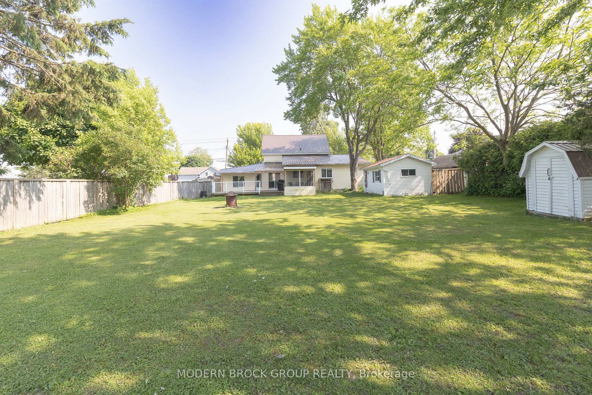 Photo 27 of 462 Park Street E, Prescott — HOMEH