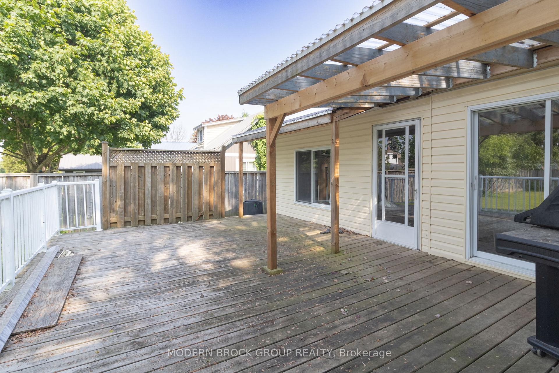 Photo 29 of 462 Park Street E, Prescott — HOMEH