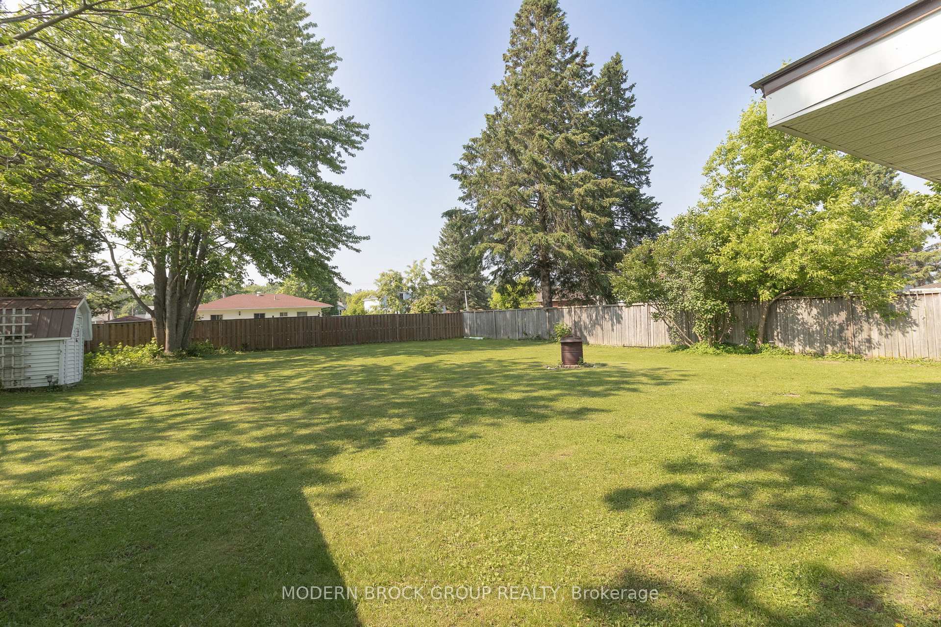 Photo 34 of 462 Park Street E, Prescott — HOMEH