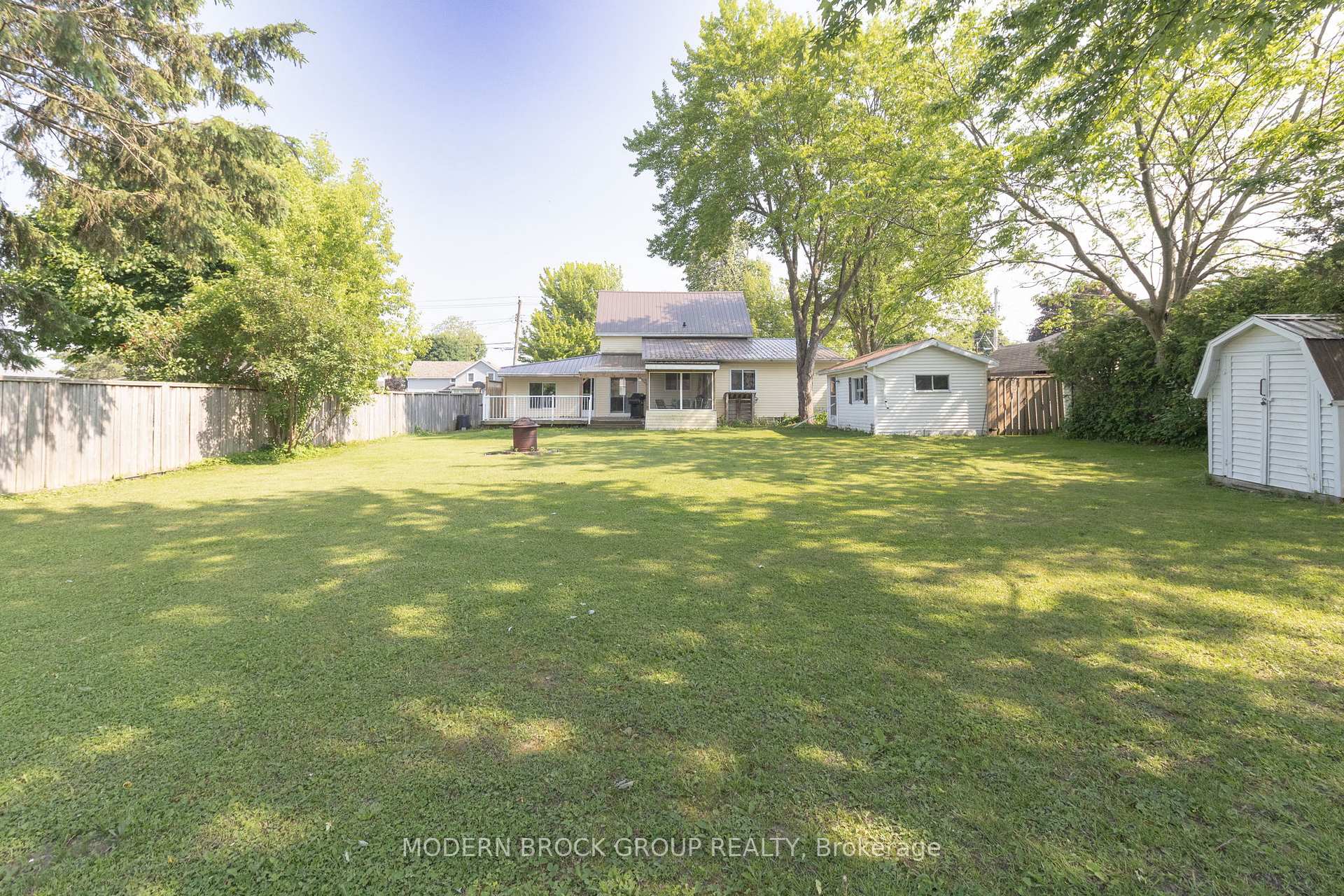 Photo 35 of 462 Park Street E, Prescott — HOMEH