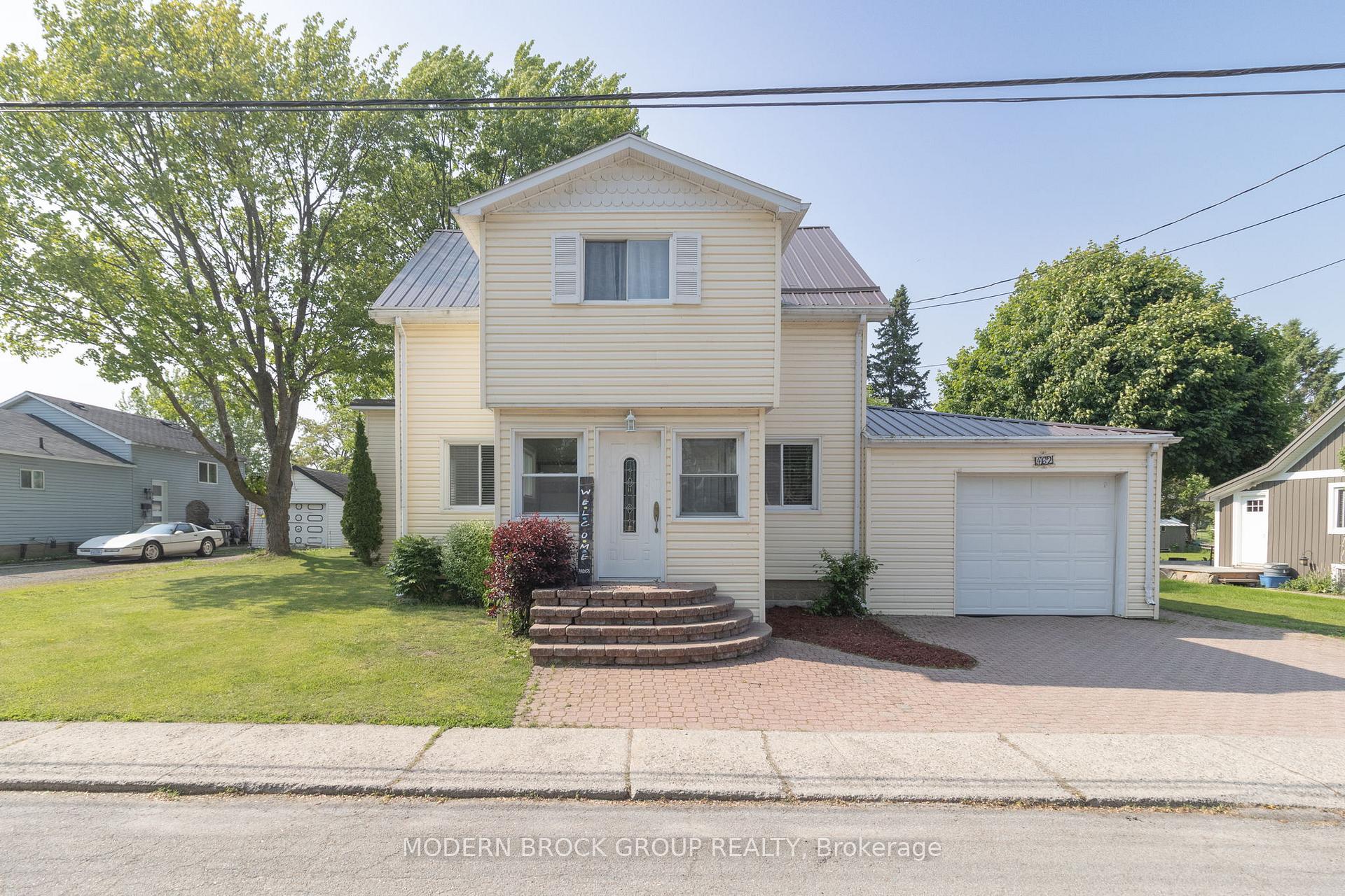 Photo 37 of 462 Park Street E, Prescott — HOMEH