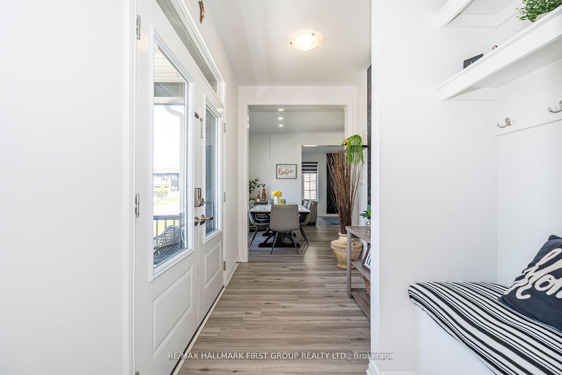 Photo 4 of 1492 Hawktail Path, Pickering, Rural Pickering — HOMEH