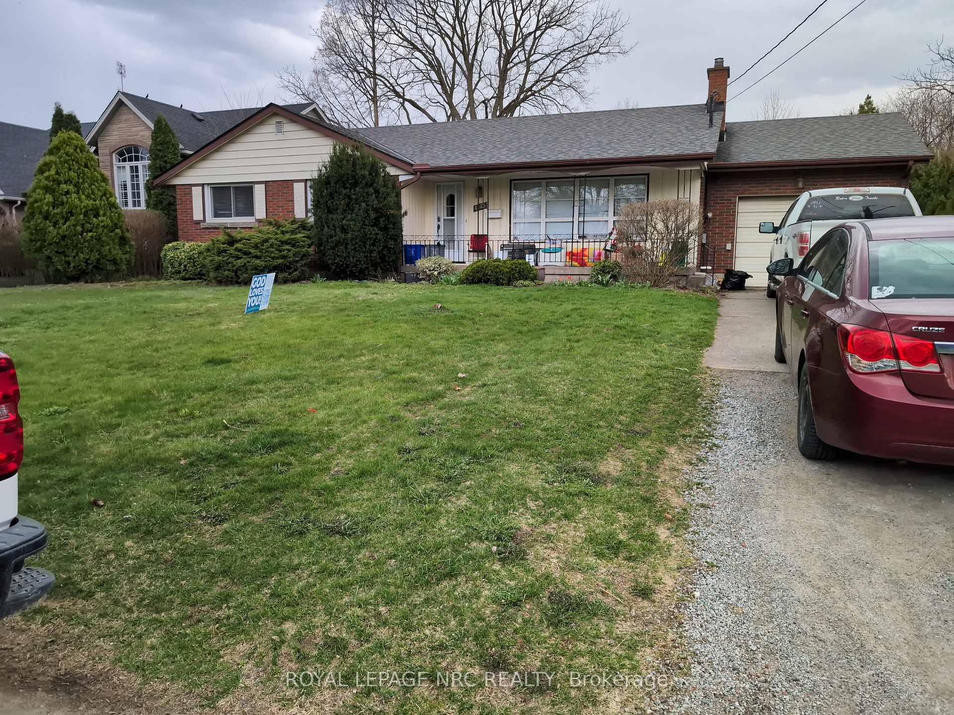Photo 1 of 4143 Longhurst Avenue, Niagara Falls, Morrison — HOMEH