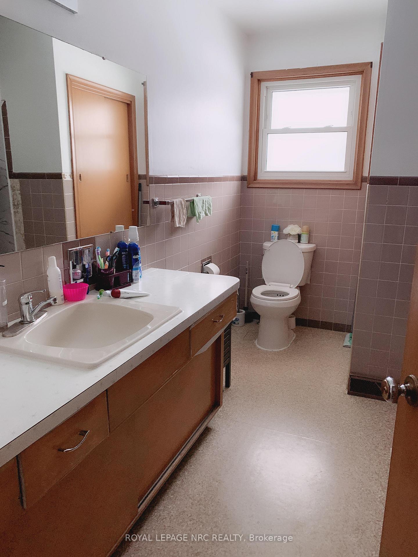 Photo 9 of 4143 Longhurst Avenue, Niagara Falls, Morrison — HOMEH