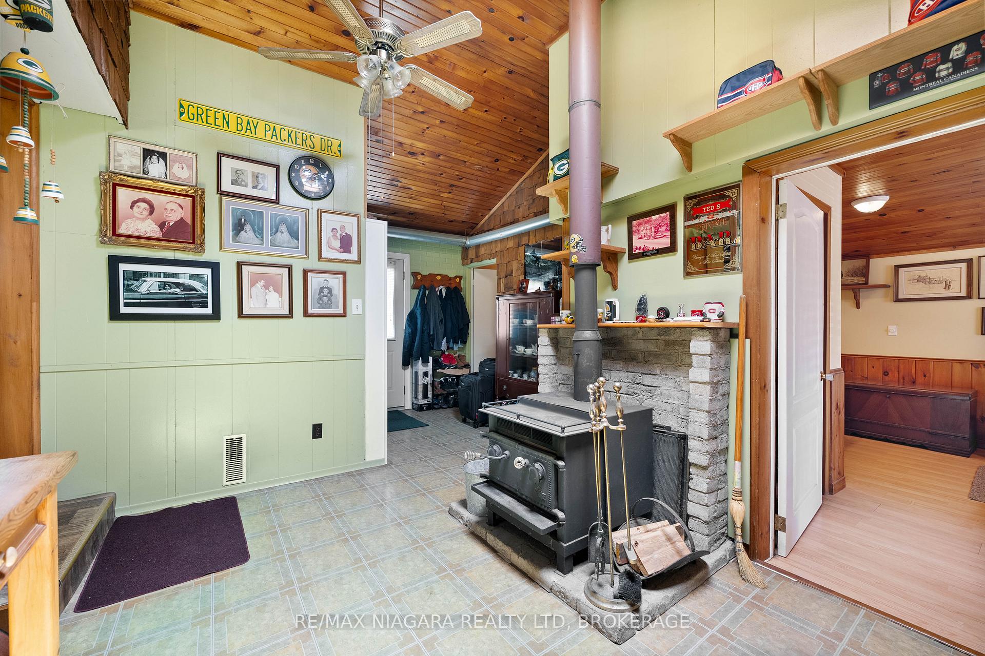Photo 9 of 527 Pinecrest Road, Port Colborne, Sherkston — HOMEH