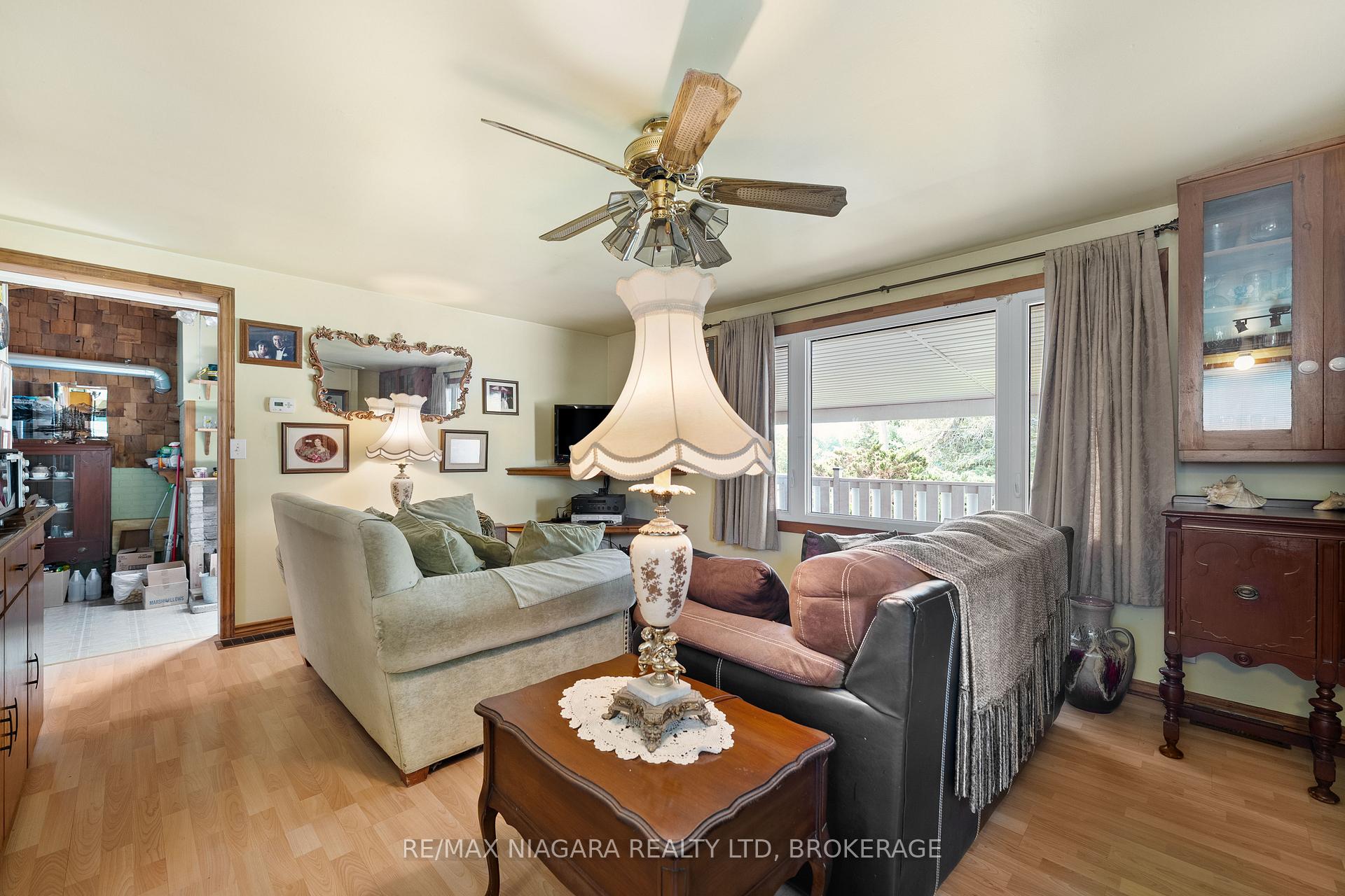 Photo 12 of 527 Pinecrest Road, Port Colborne, Sherkston — HOMEH
