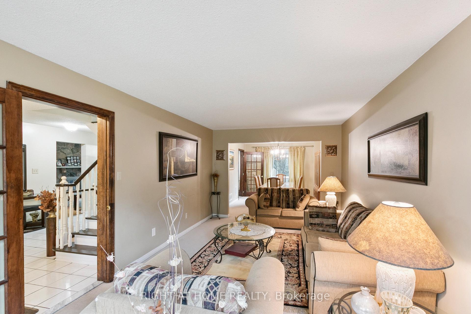Photo 8 of 232 Hoover Drive, Pickering, Rougemount — HOMEH