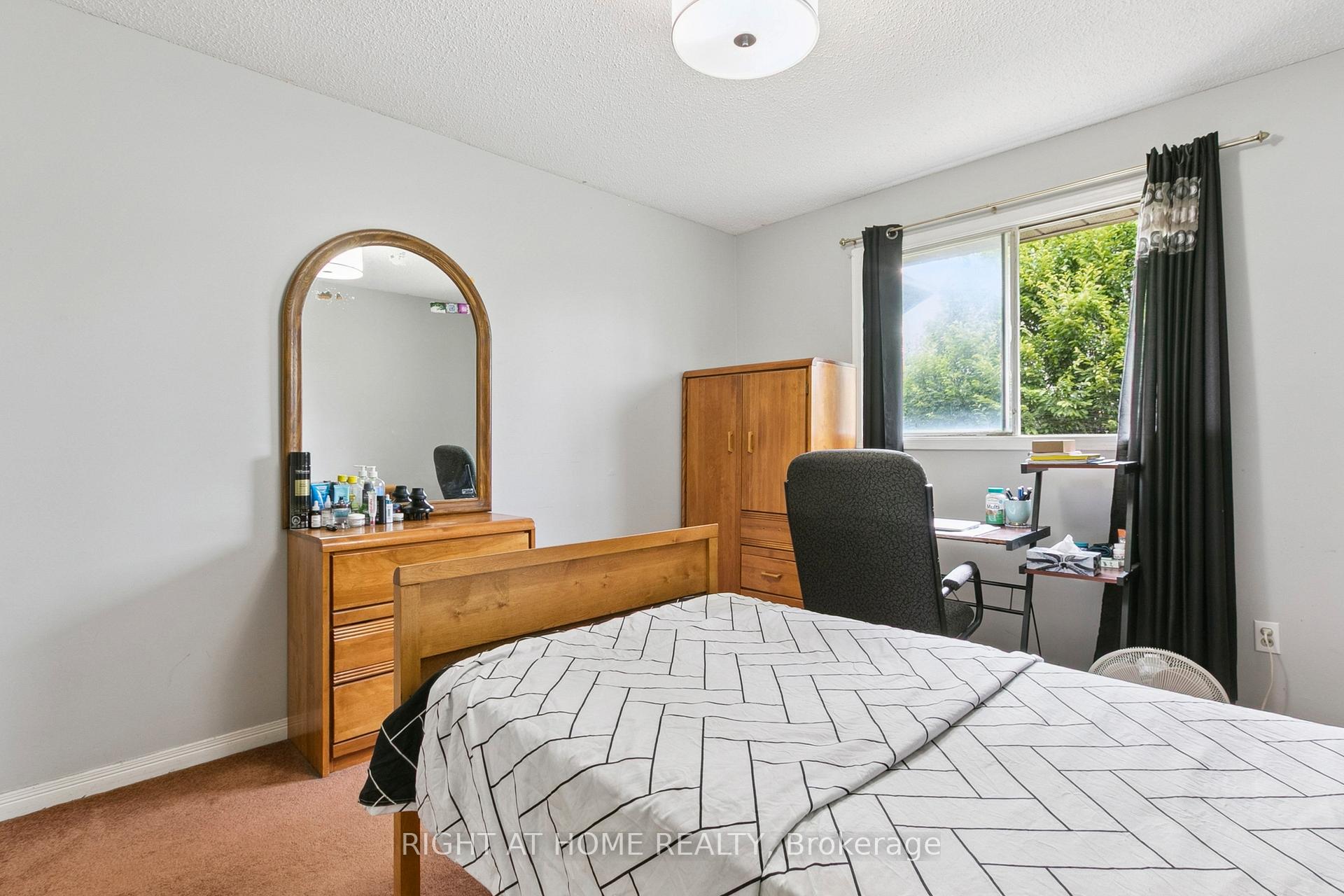 Photo 31 of 232 Hoover Drive, Pickering, Rougemount — HOMEH