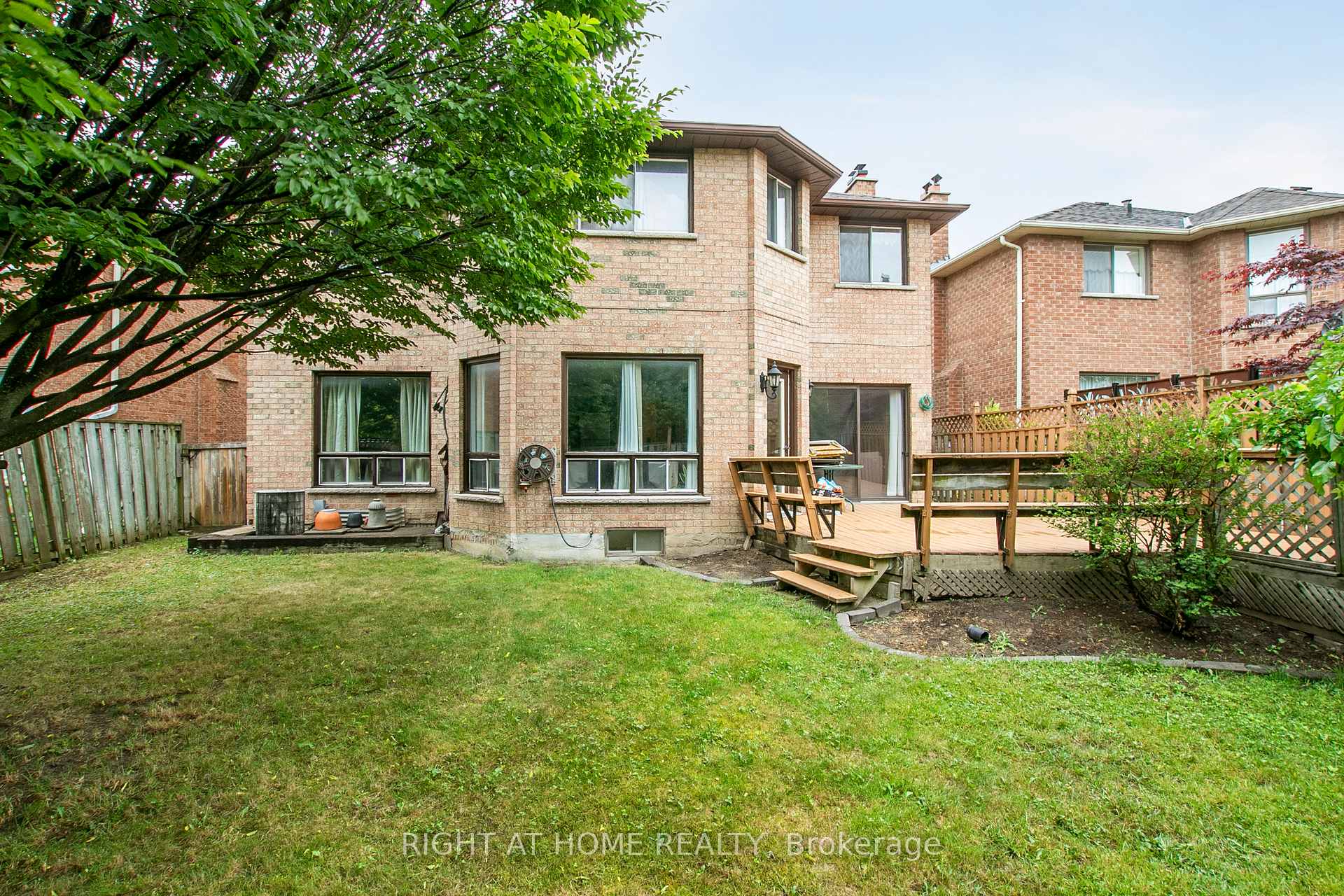 Photo 48 of 232 Hoover Drive, Pickering, Rougemount — HOMEH