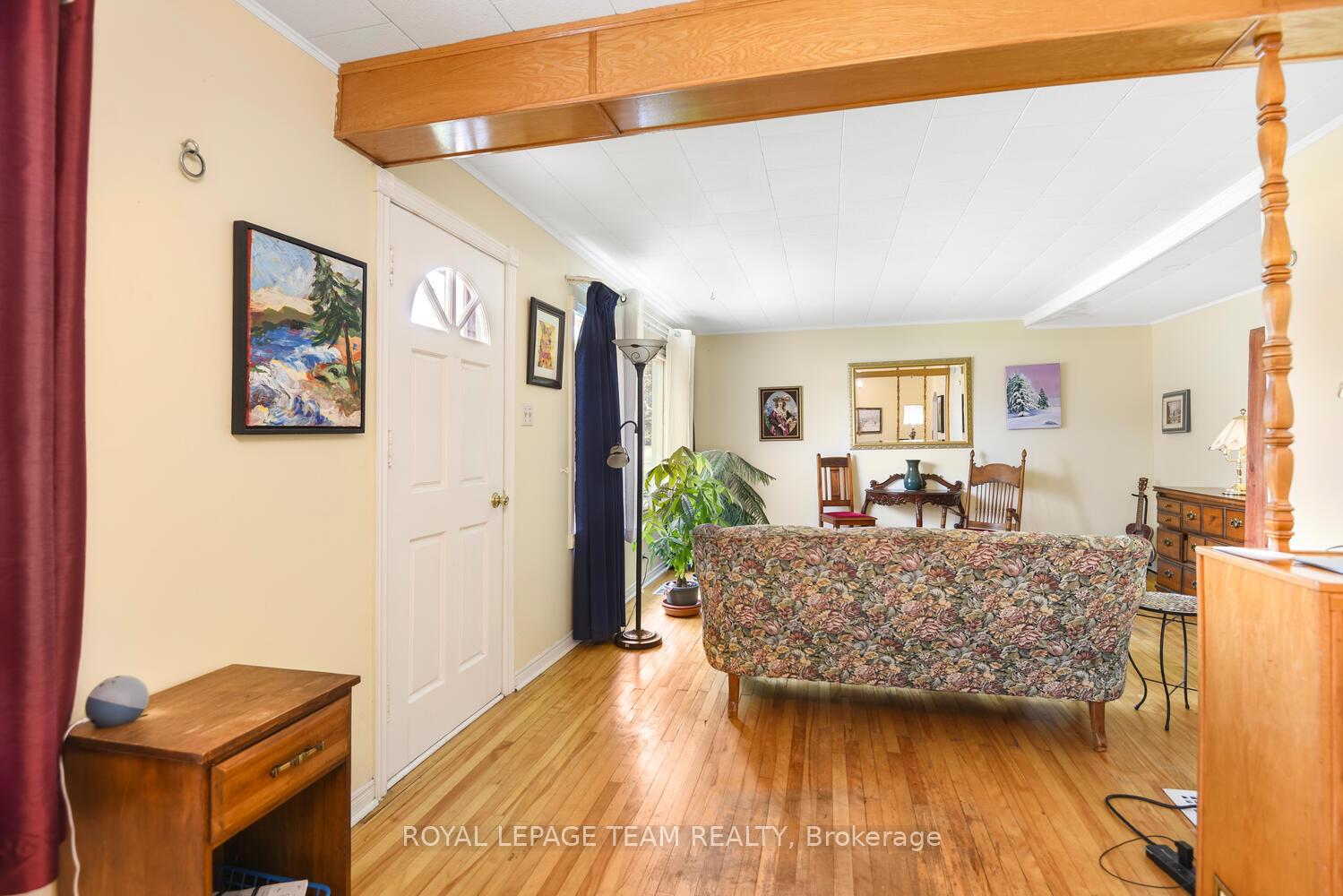 Photo 9 of 435 Wood Street E, Prescott — HOMEH