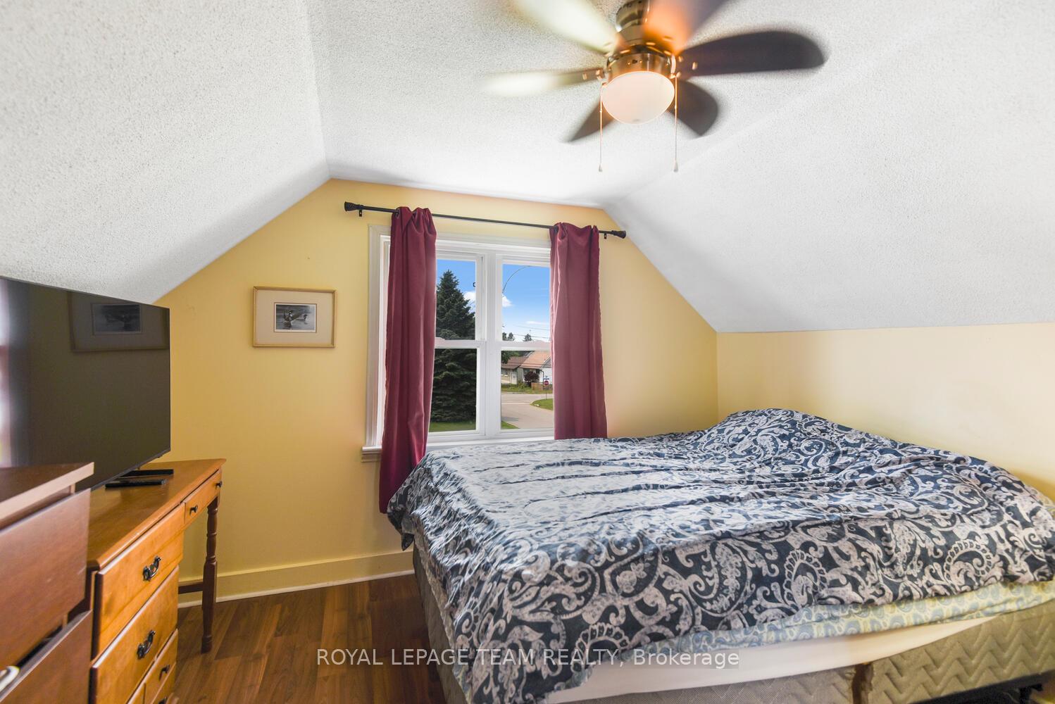 Photo 19 of 435 Wood Street E, Prescott — HOMEH
