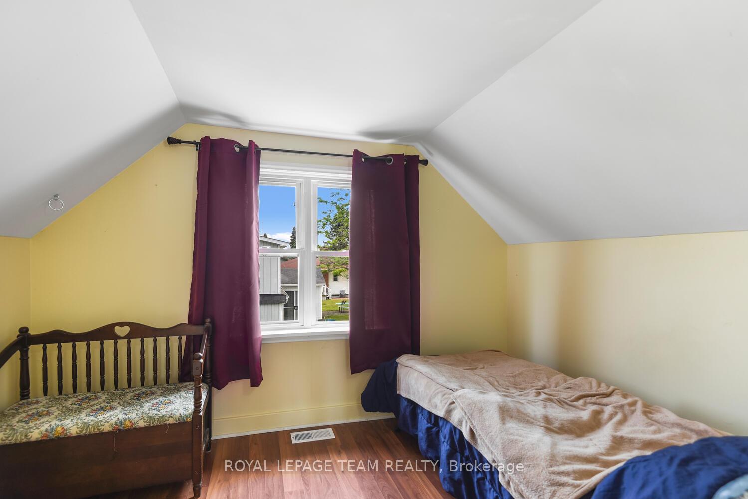 Photo 22 of 435 Wood Street E, Prescott — HOMEH