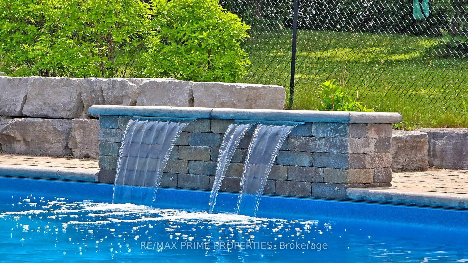 Photo 39 of 2465 Greenridge Drive, Pickering, Rural Pickering — HOMEH