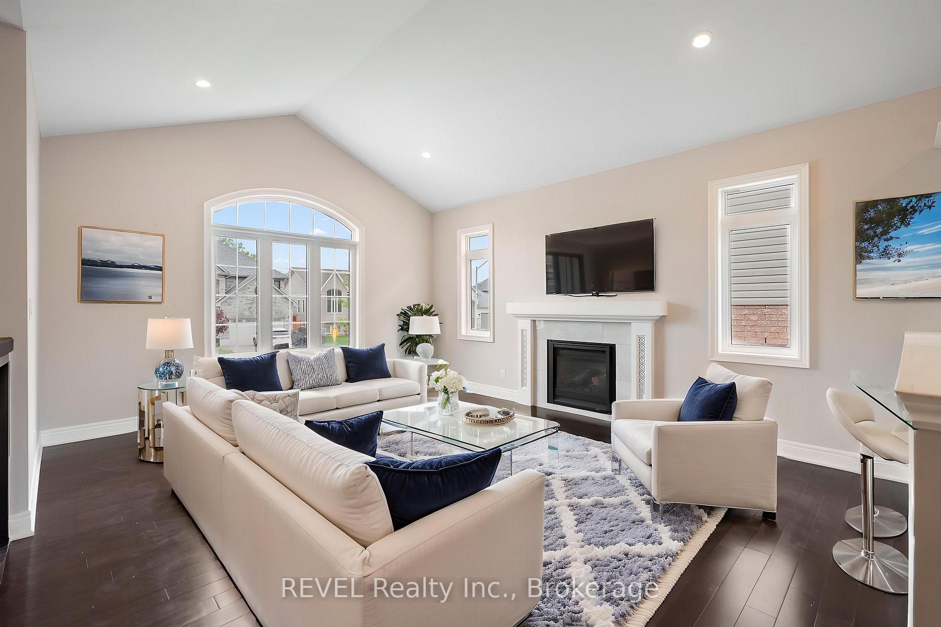 Photo 7 of 6464 Sam Iorfida Drive, Niagara Falls, Oldfield — HOMEH