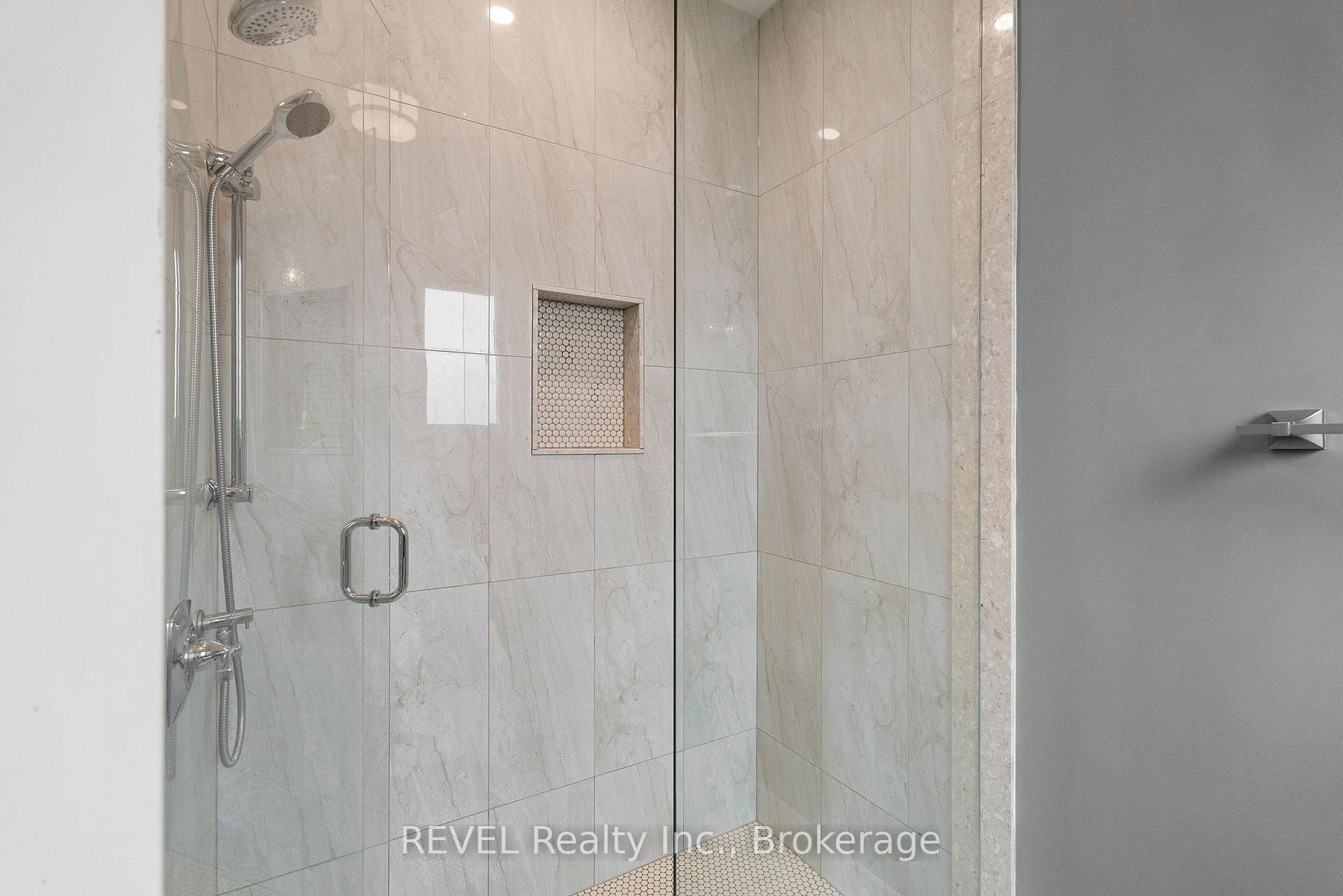 Photo 25 of 6464 Sam Iorfida Drive, Niagara Falls, Oldfield — HOMEH