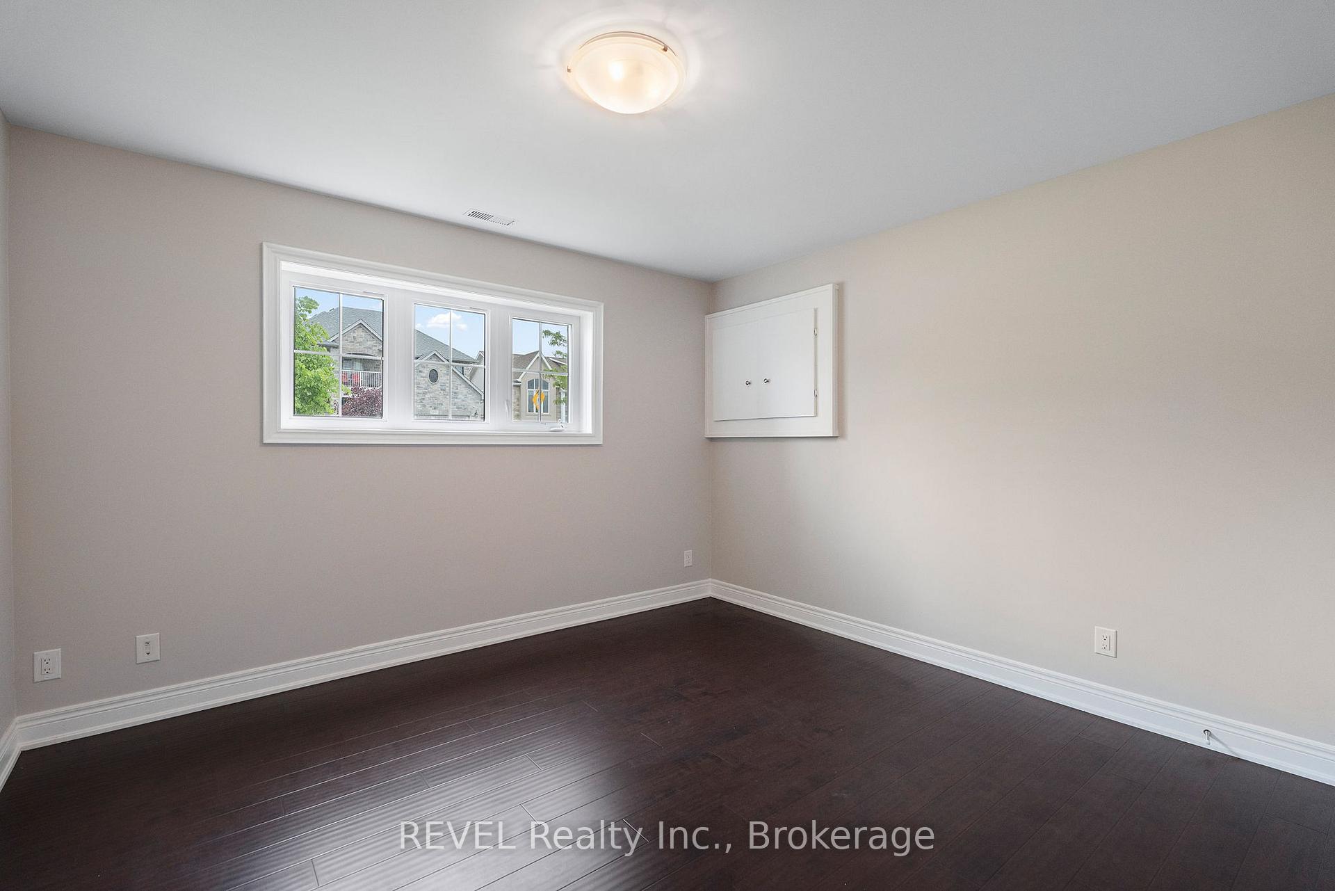 Photo 29 of 6464 Sam Iorfida Drive, Niagara Falls, Oldfield — HOMEH