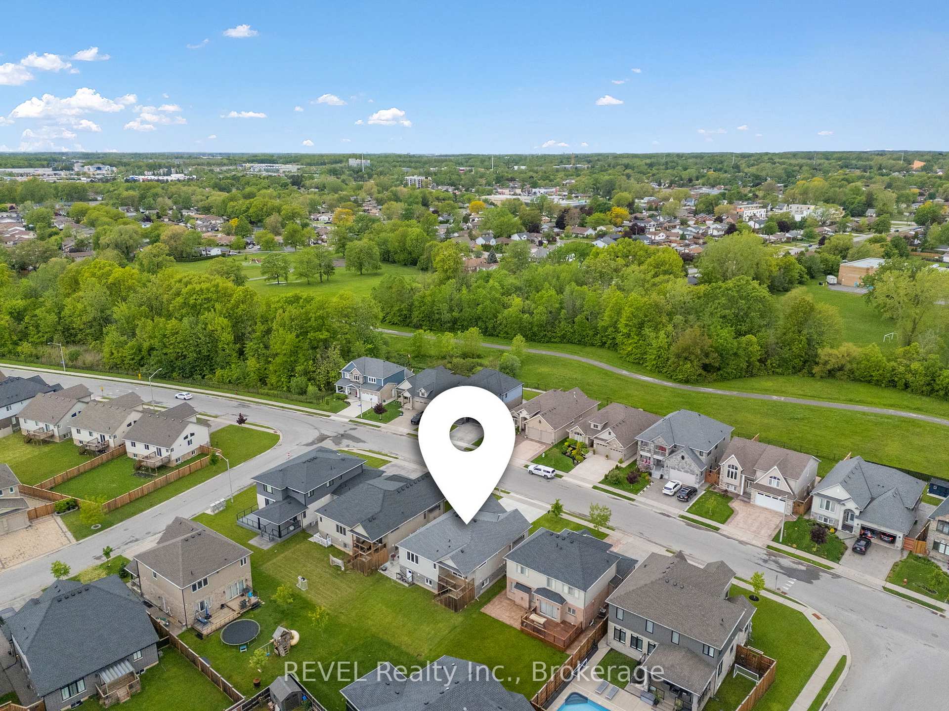 Photo 50 of 6464 Sam Iorfida Drive, Niagara Falls, Oldfield — HOMEH