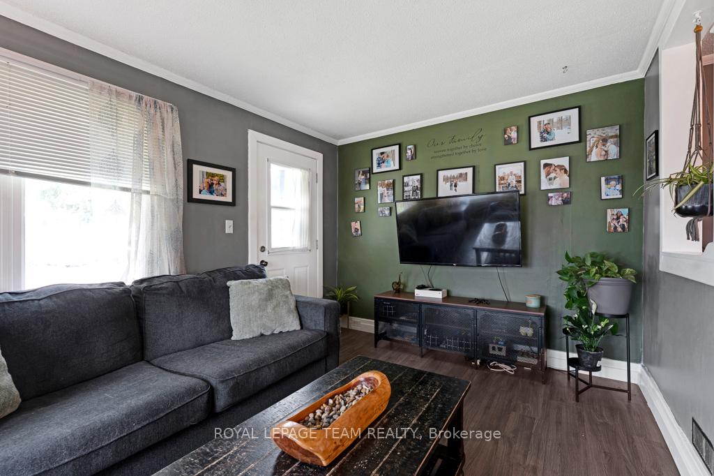Photo 19 of 385 Park Street E, Prescott — HOMEH