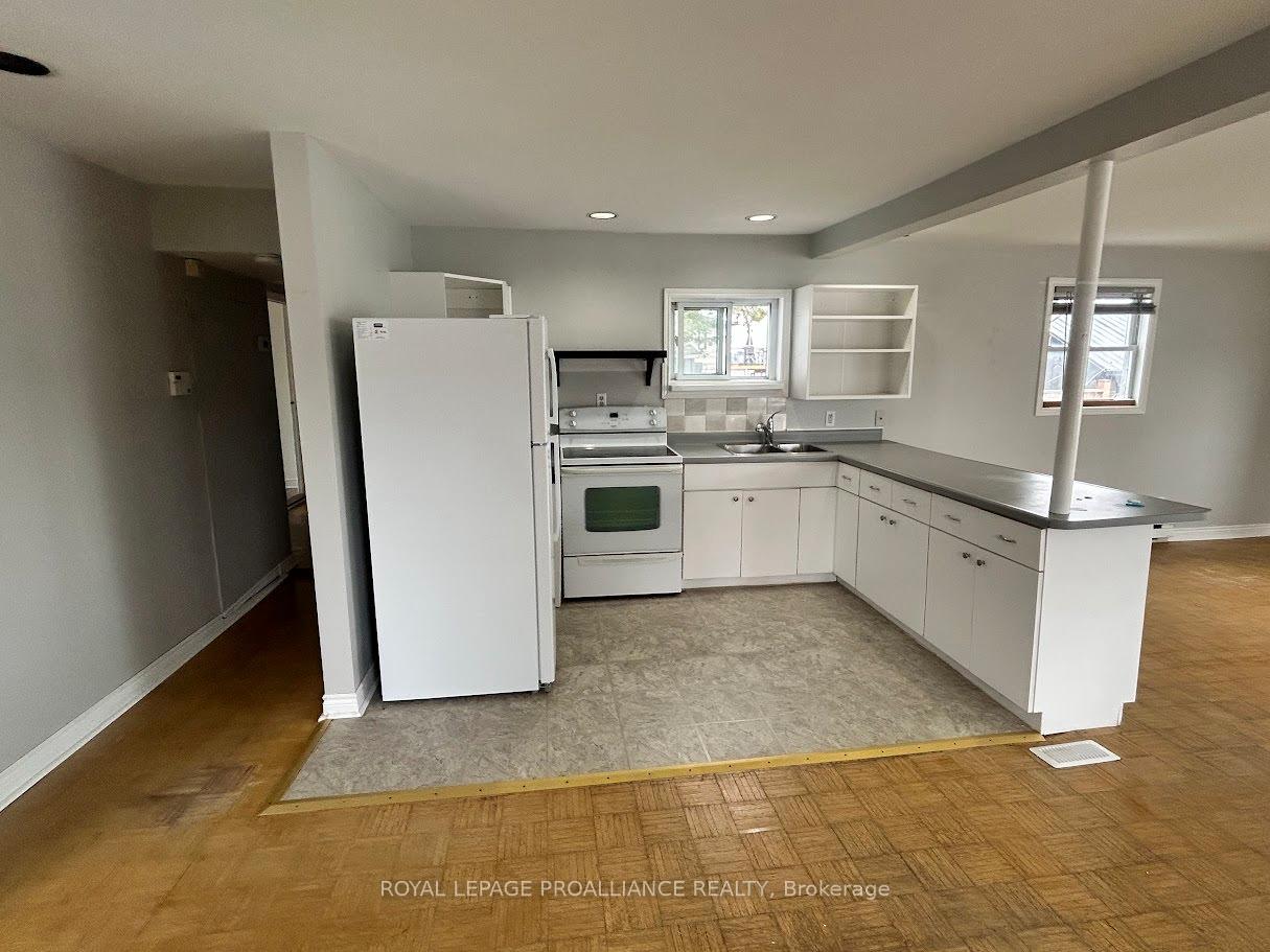 Photo 2 of 133 Main Street, Prince Edward County, Wellington Ward — HOMEH