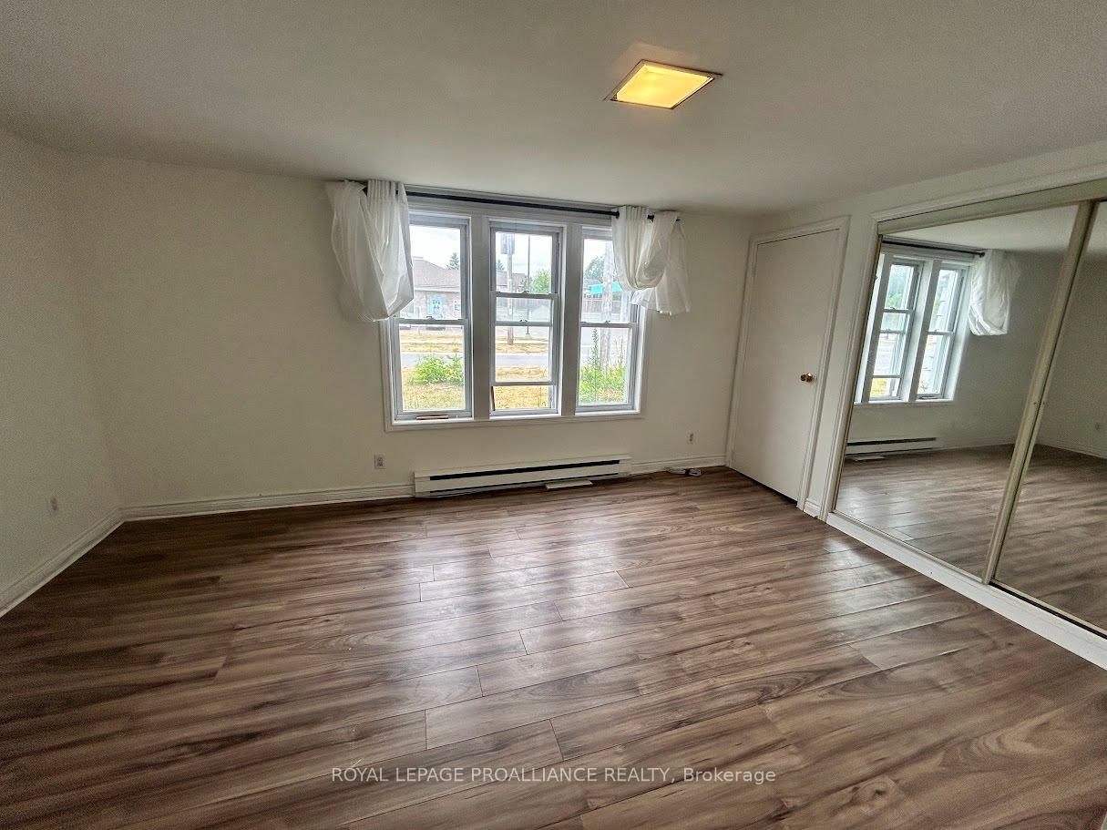 Photo 6 of 133 Main Street, Prince Edward County, Wellington Ward — HOMEH