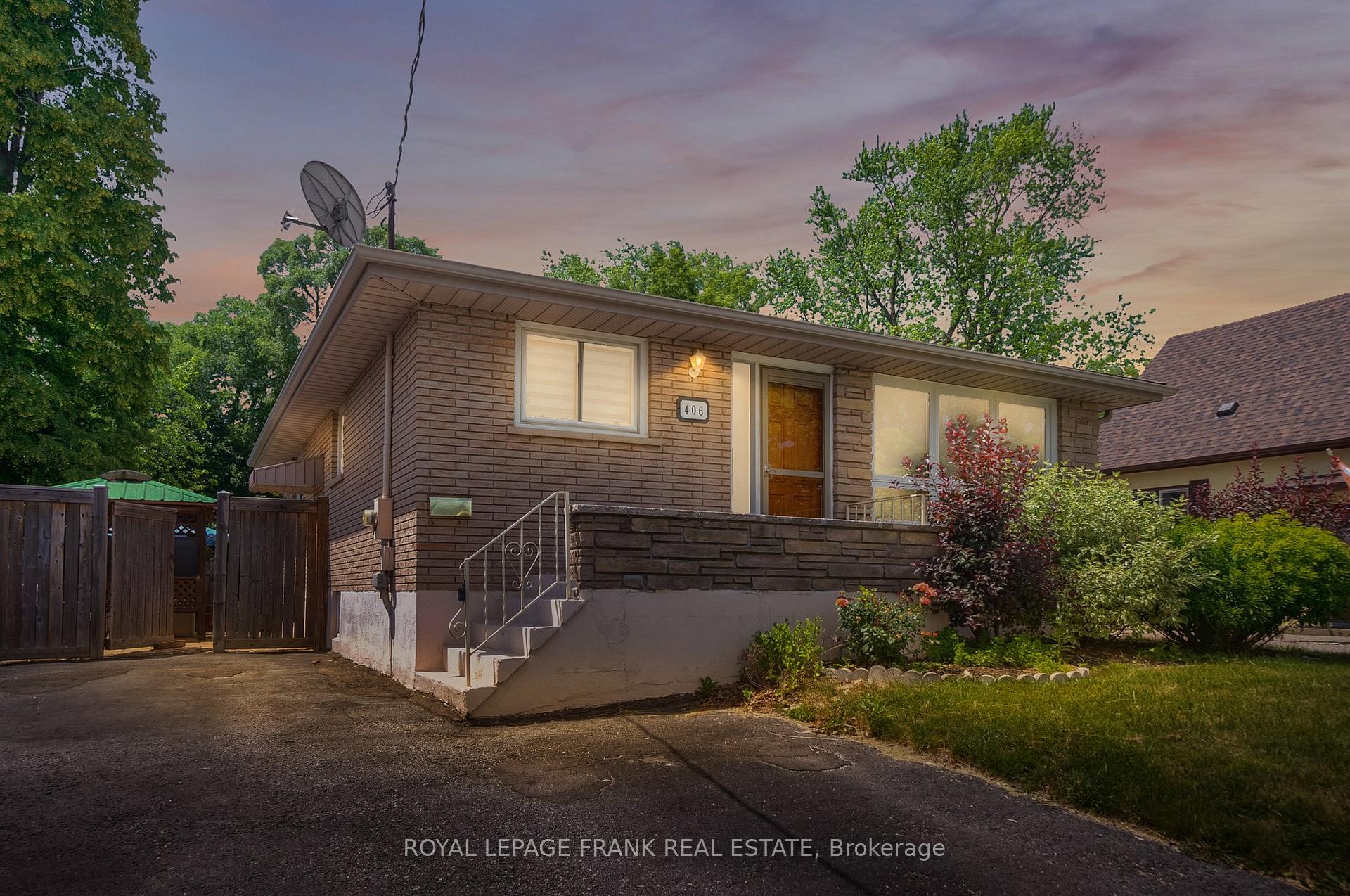 Photo 1 of 406 Wilson Road N, Oshawa, O'Neill — HOMEH