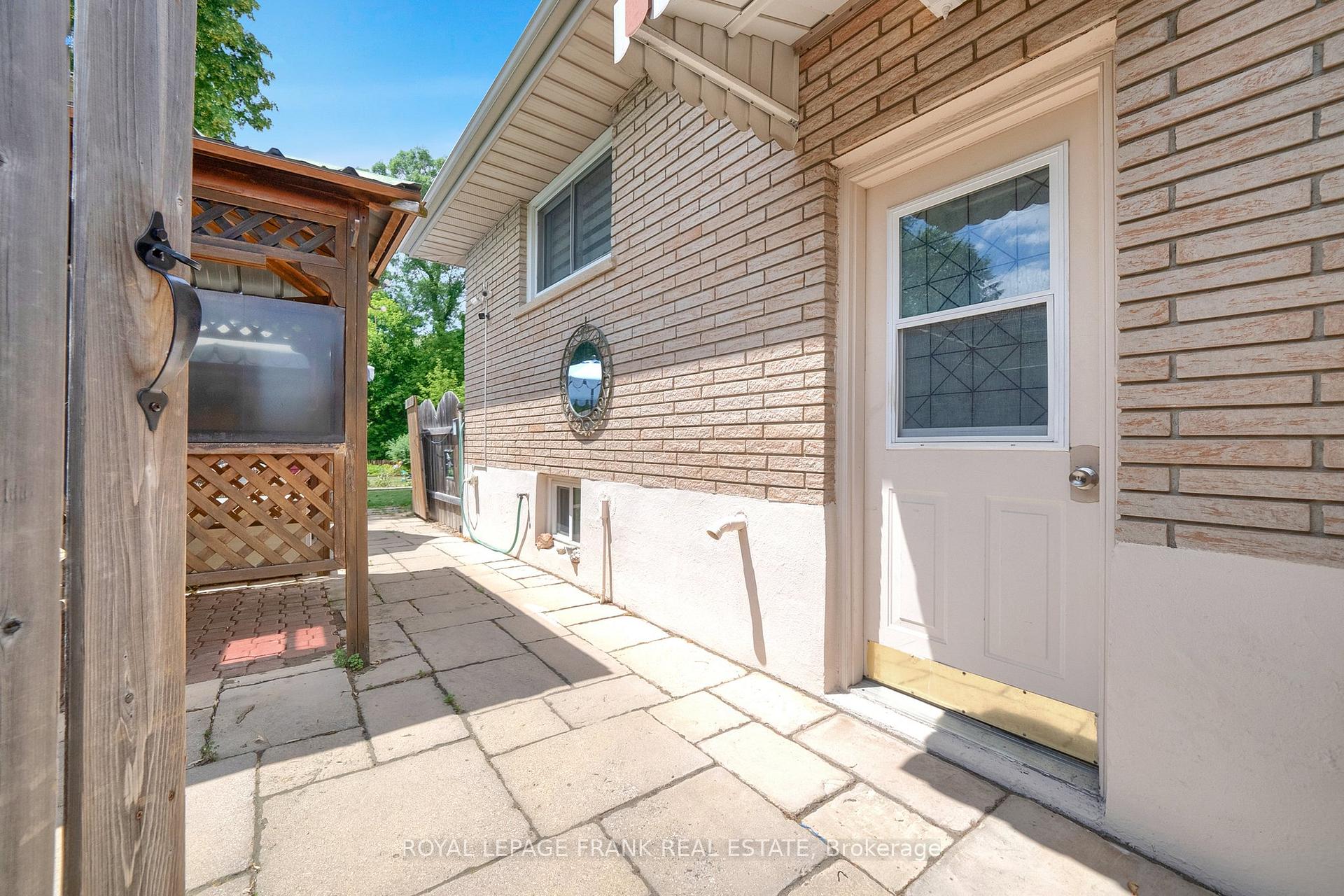 Photo 48 of 406 Wilson Road N, Oshawa, O'Neill — HOMEH