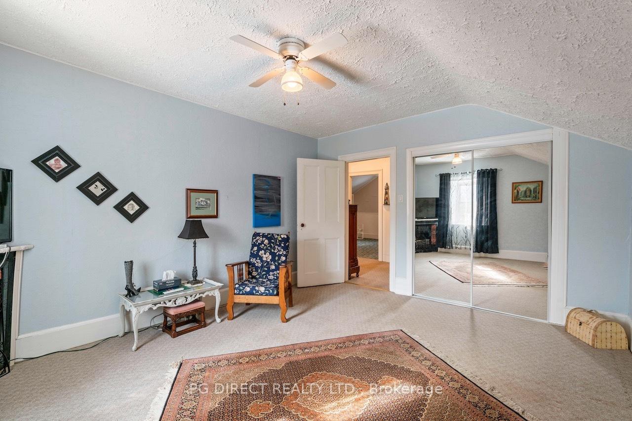 Photo 11 of 219 Henry Street W, Prescott — HOMEH