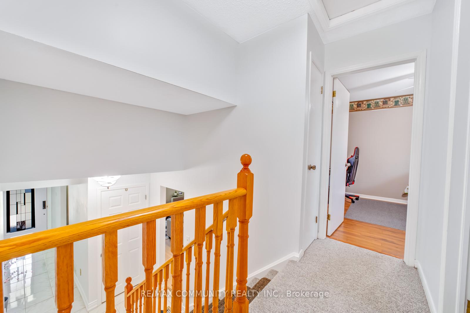 Photo 15 of 403 Gothic Drive, Oshawa, Eastdale — HOMEH