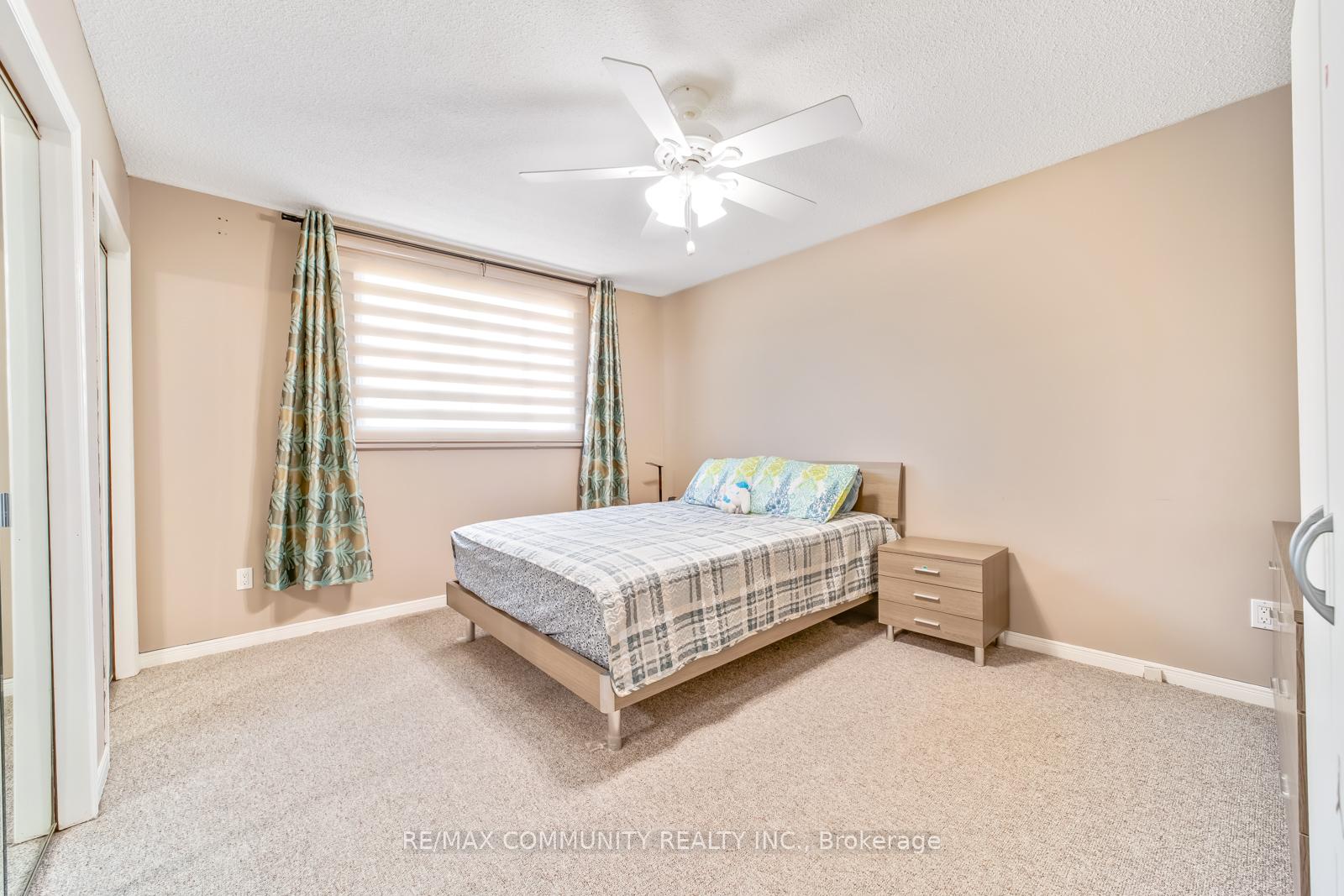 Photo 16 of 403 Gothic Drive, Oshawa, Eastdale — HOMEH