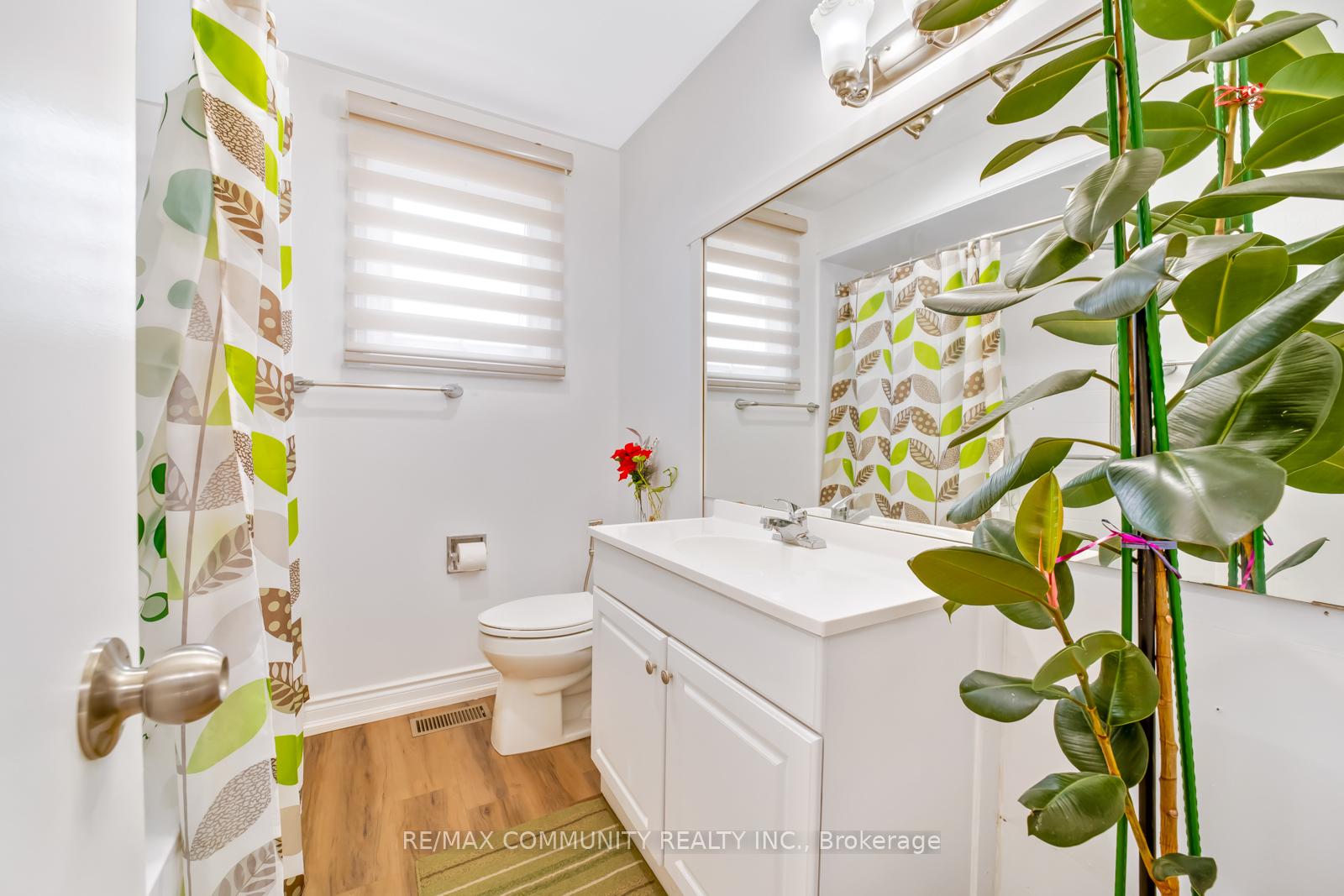 Photo 20 of 403 Gothic Drive, Oshawa, Eastdale — HOMEH