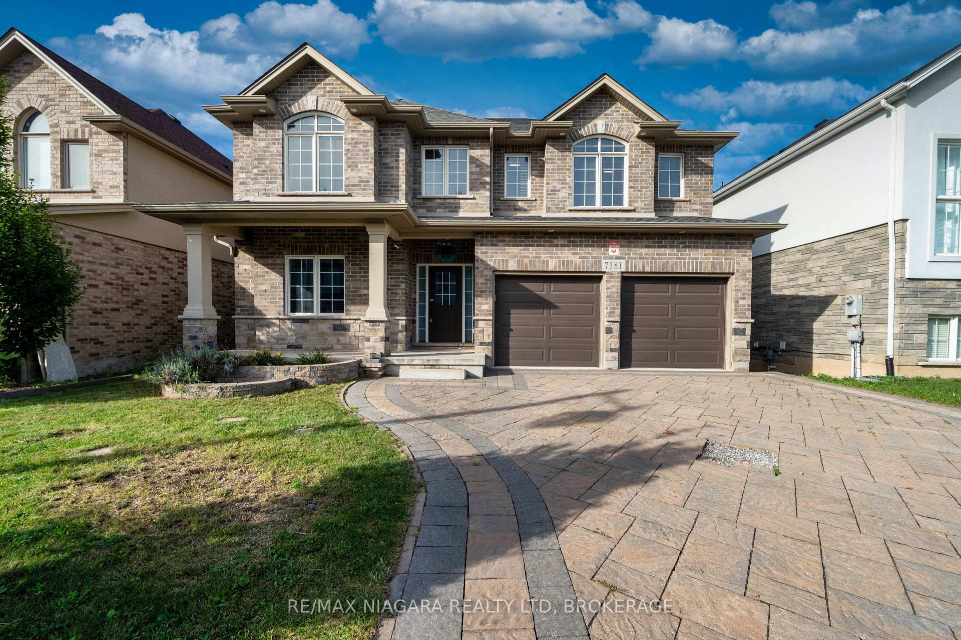 Front of 7181 Lionshead Avenue