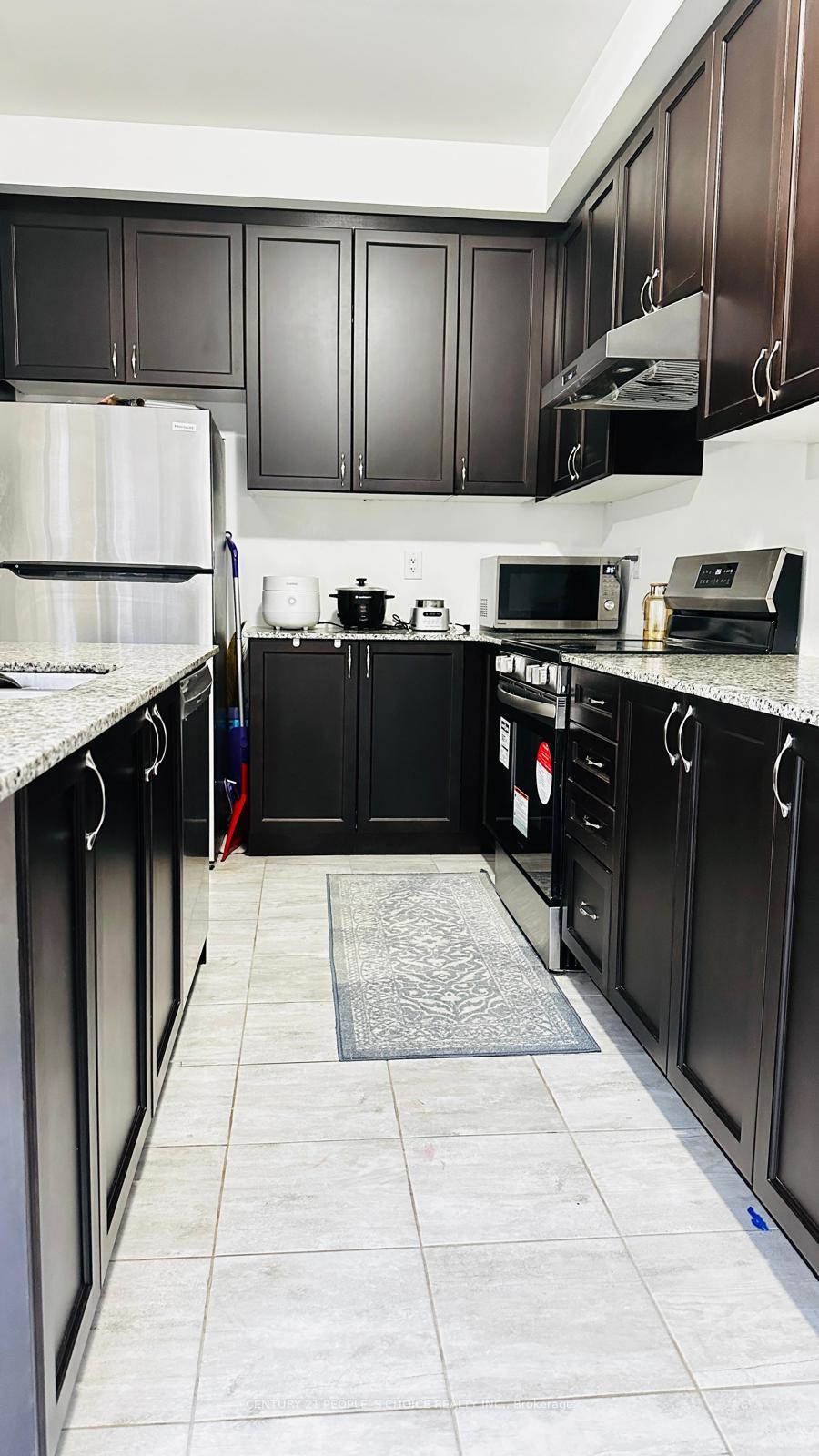 Photo 7 of 1522 Moira Crescent, Milton, Bowes — HOMEH
