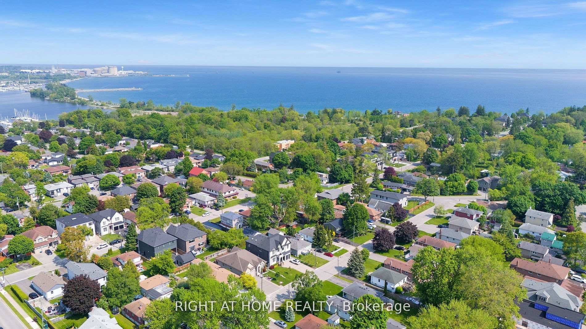 Photo 37 of 696 Victory Drive, Pickering, West Shore — HOMEH