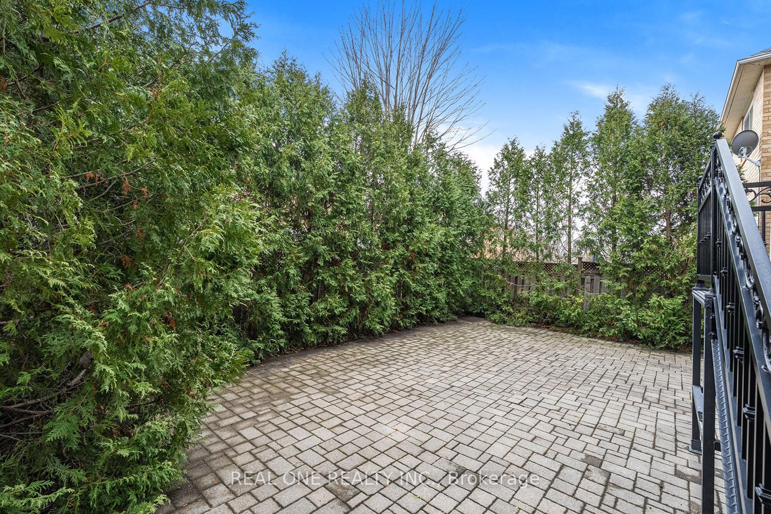 Photo 38 of 1189 Barr Crescent, Milton, Beaty — HOMEH