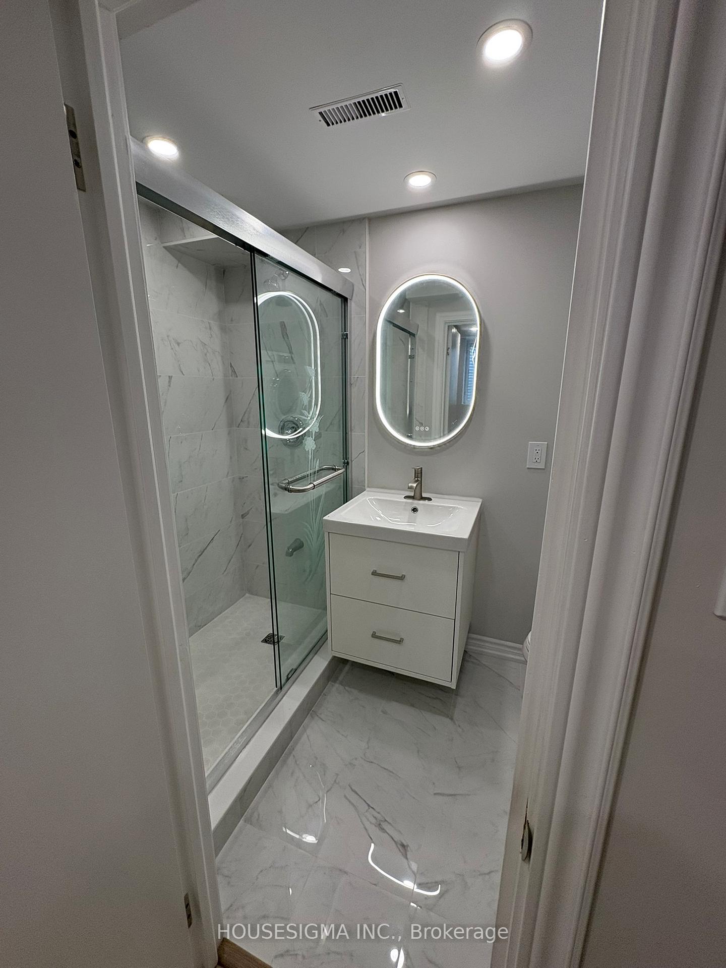 Photo 8 of Unit Basement, 526 Cobblehill Drive, Oshawa, Pinecrest — HOMEH