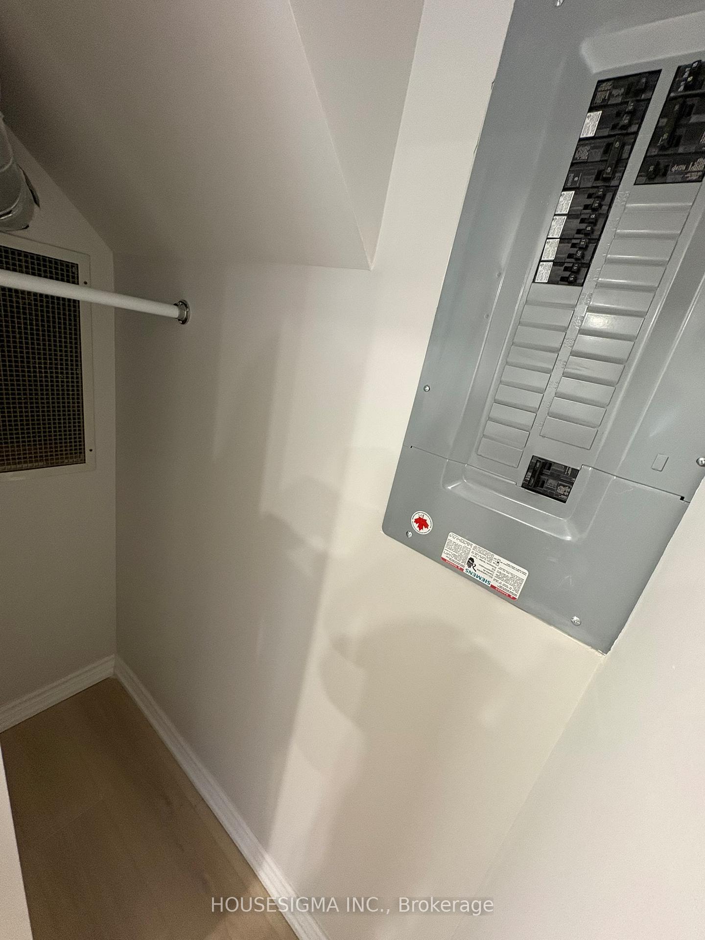 Photo 16 of Unit Basement, 526 Cobblehill Drive, Oshawa, Pinecrest — HOMEH