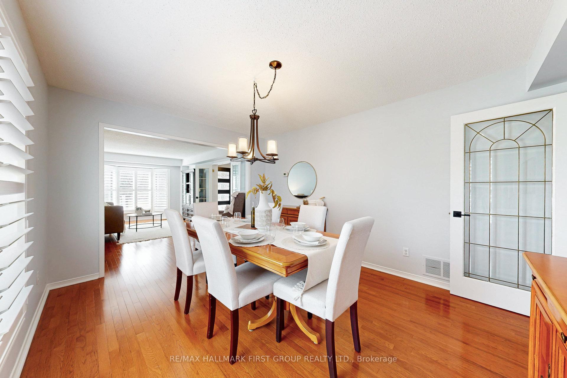 Photo 12 of 898 Darwin Drive, Pickering, Dunbarton — HOMEH
