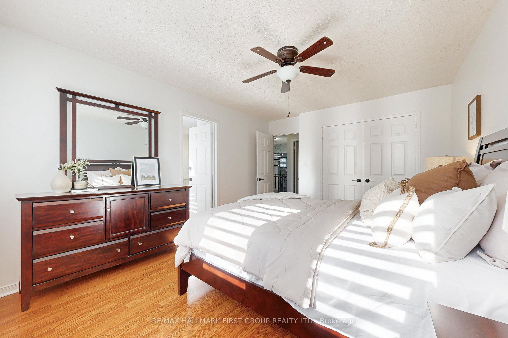 Photo 32 of 898 Darwin Drive, Pickering, Dunbarton — HOMEH