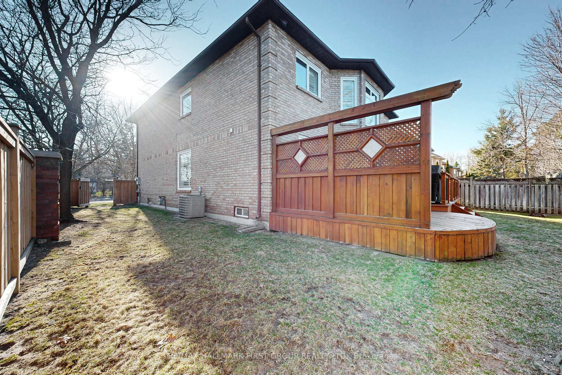 Photo 48 of 898 Darwin Drive, Pickering, Dunbarton — HOMEH