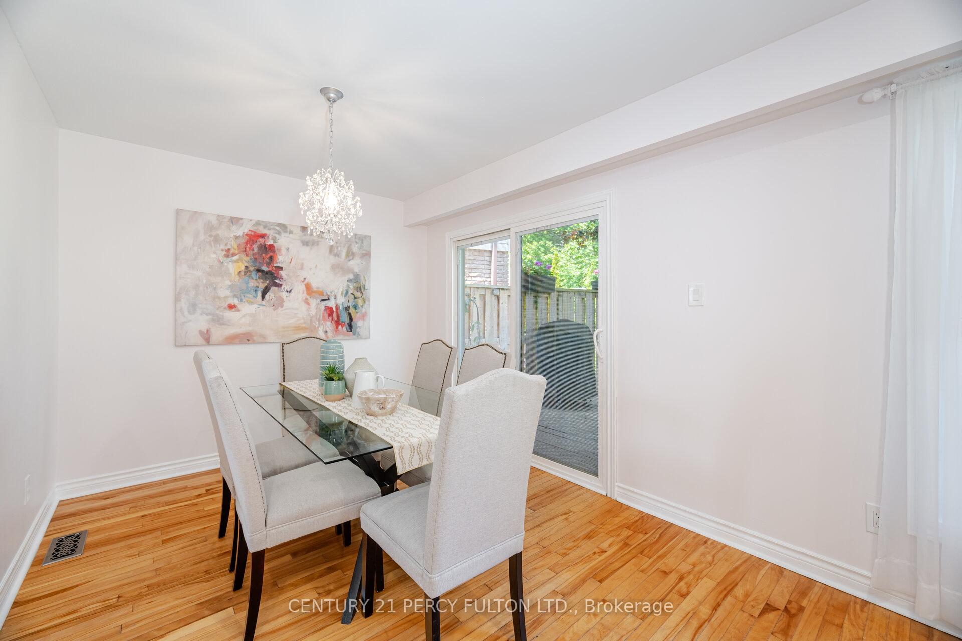 Photo 11 of 541 Creekview Circle, Pickering, West Shore — HOMEH
