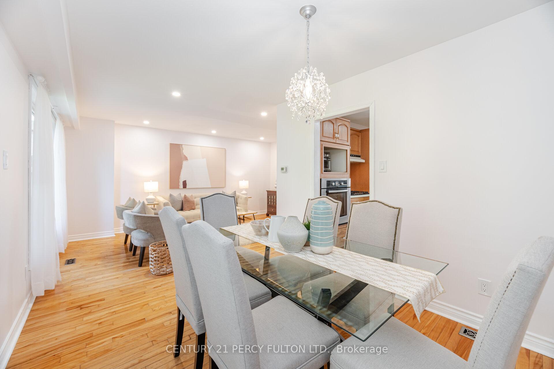 Photo 12 of 541 Creekview Circle, Pickering, West Shore — HOMEH
